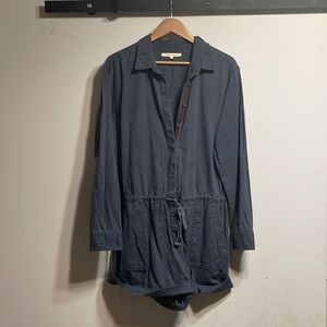 XiRENA Georgie Button Front Romper in Blue